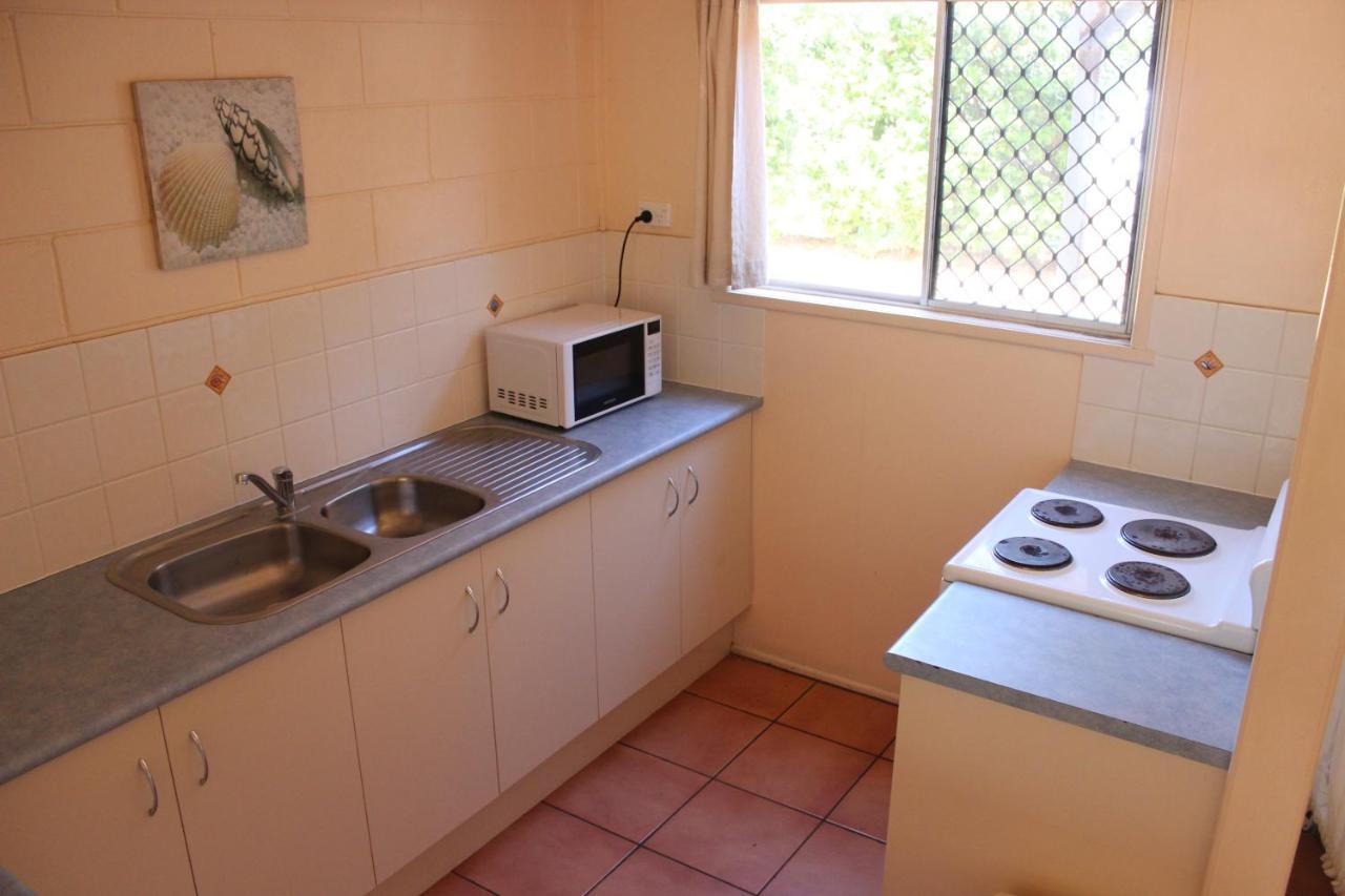 Pippies Beachhouse Backpackers Rainbow Beach Ngoại thất bức ảnh